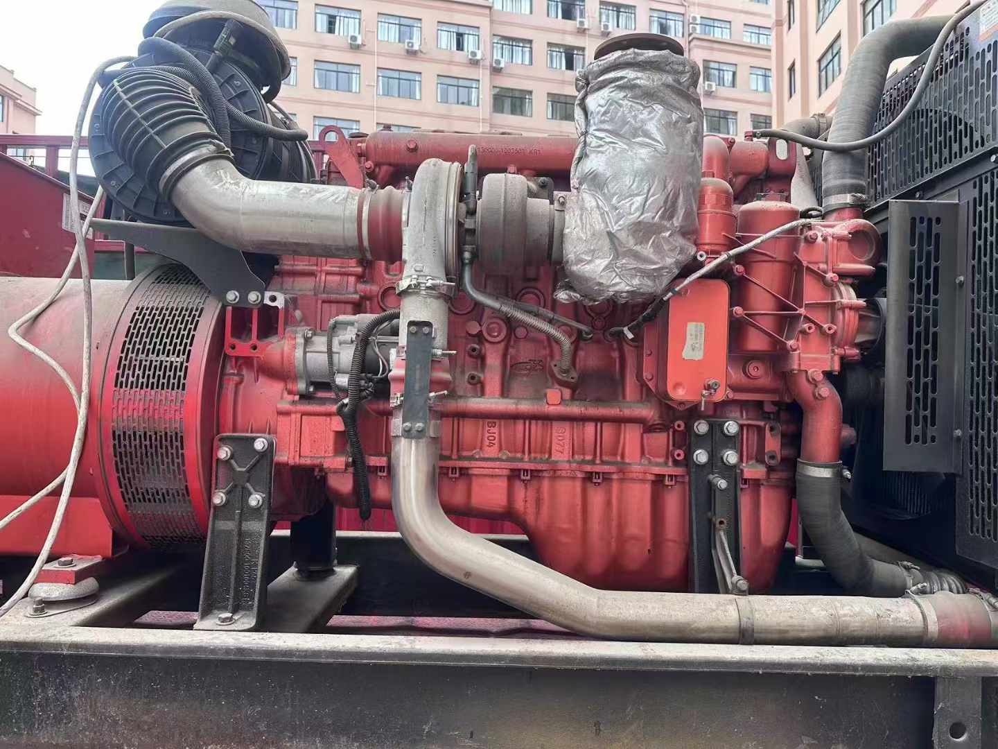 兴安如何选择适合 600kW 柴油发电机组的过载保护器？